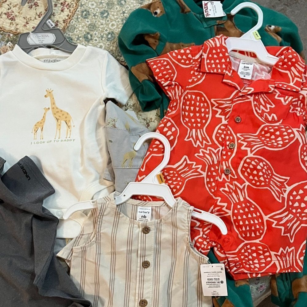 Carters baby outfits